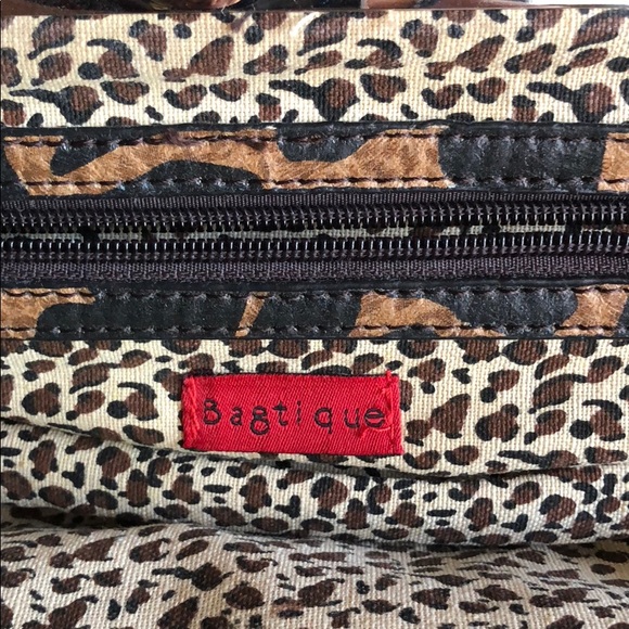 Baqtique Animal Print Clutch - Picture 3 of 5